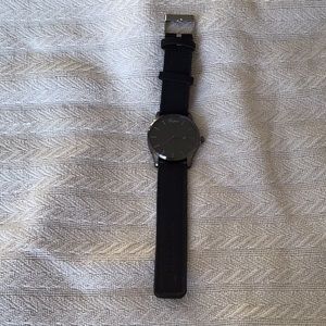 Lupai Men’s Classic Black Dress Watch